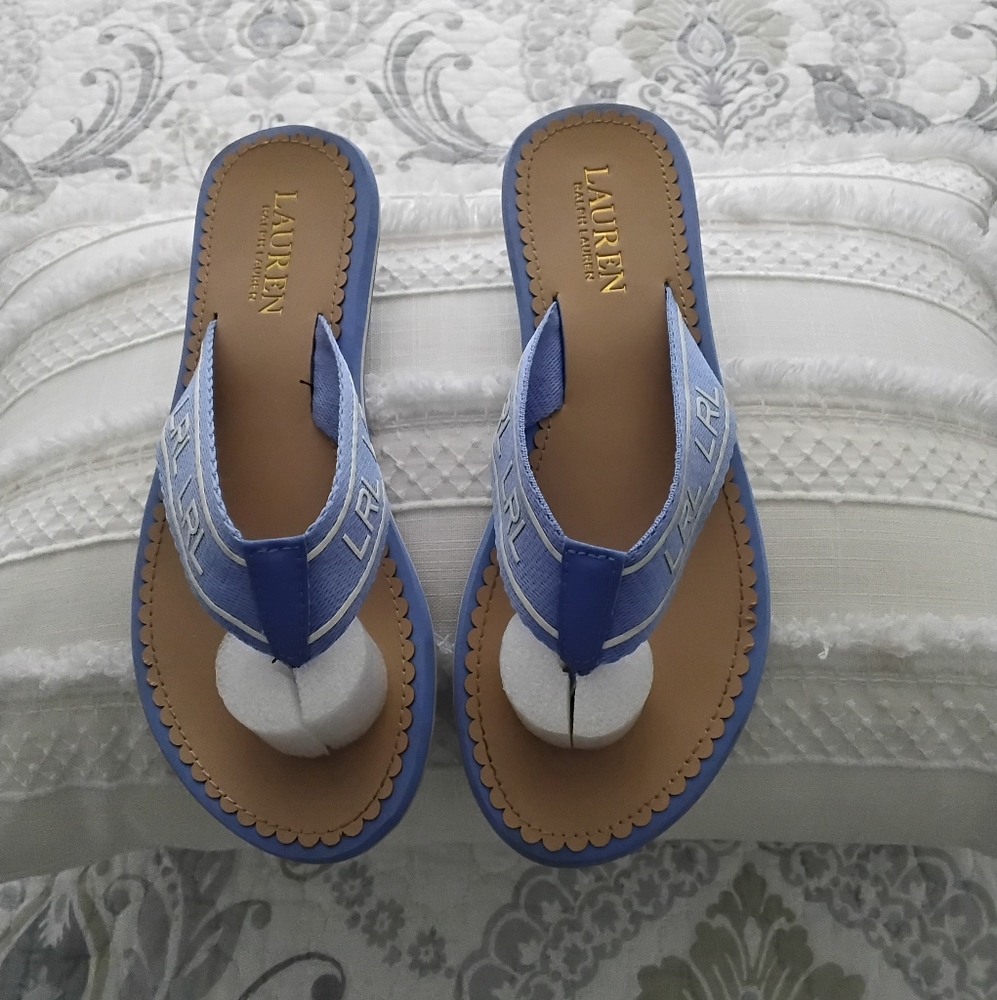 Lauren Ralph Lauren  Roxxy Flip Flop Sandals.